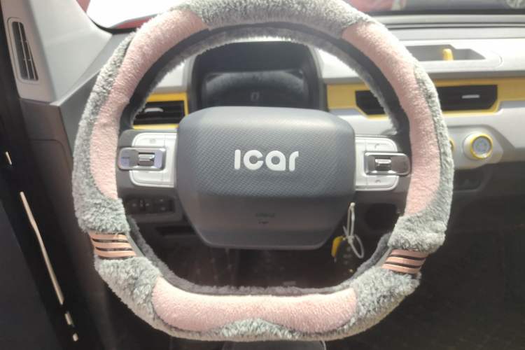 Used Chery New Energy QQ Ice Cream 2022 170km Sundae Phosphate Lithium-Ion