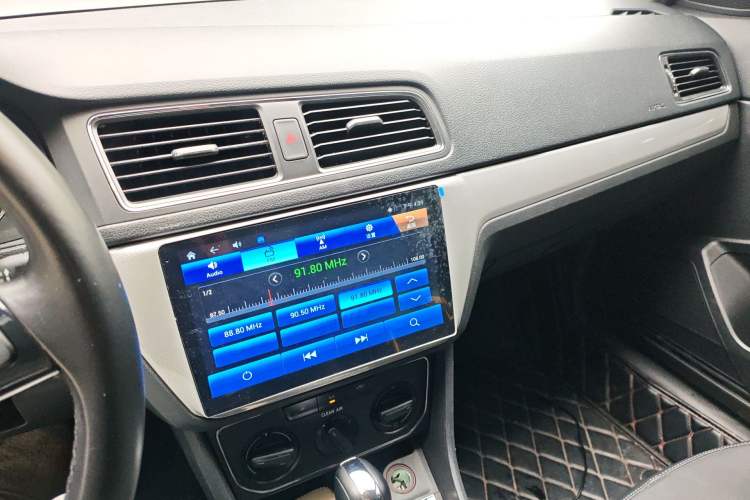 Used Volkswagen Lavida 2018 Classic 1.5L Automatic Comfort Edition China VI Standard
