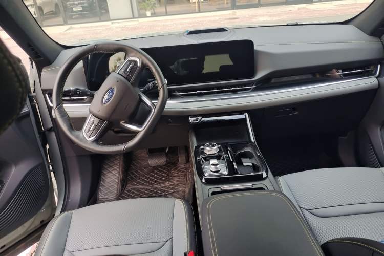 Used Ford Equator Sport New Energy 2025 Luxury Plus Version
