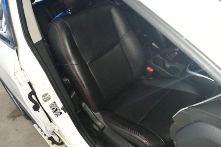 Used Nissan Qashqai 2017 2.0L CVT Elite Edition China V Standard Right Front Seat