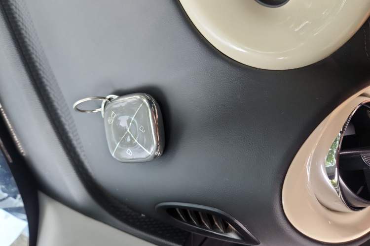 Used Wuling Bingo 2023 410 km Lingxi Deluxe Edition
