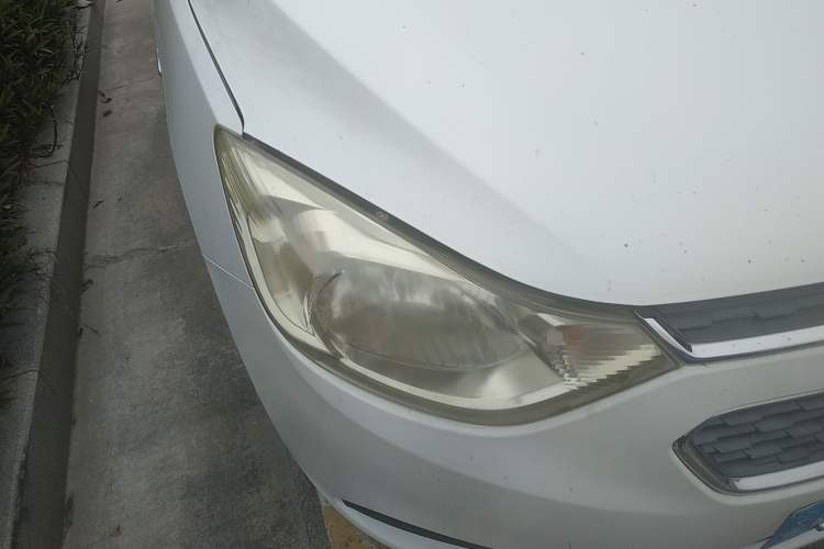 Used Chevrolet Sail 2016 Sail 3 1.3L Manual Comfort Sunroof Edition Right Front Headlight