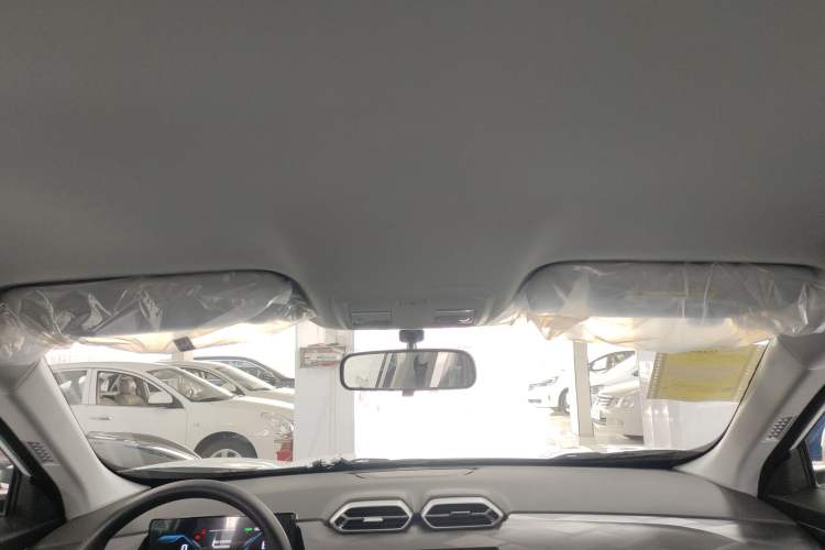 Used Dongfeng Aeolus SKY EV01 2025 530 km AIR Elite Edition