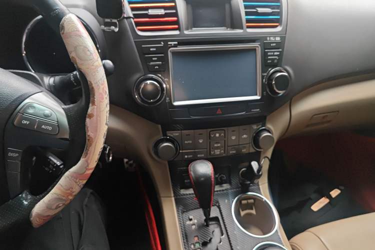 Used Toyota Highlander 2009 2.7L Two-Wheel Drive 7-Seater Luxury Edition
