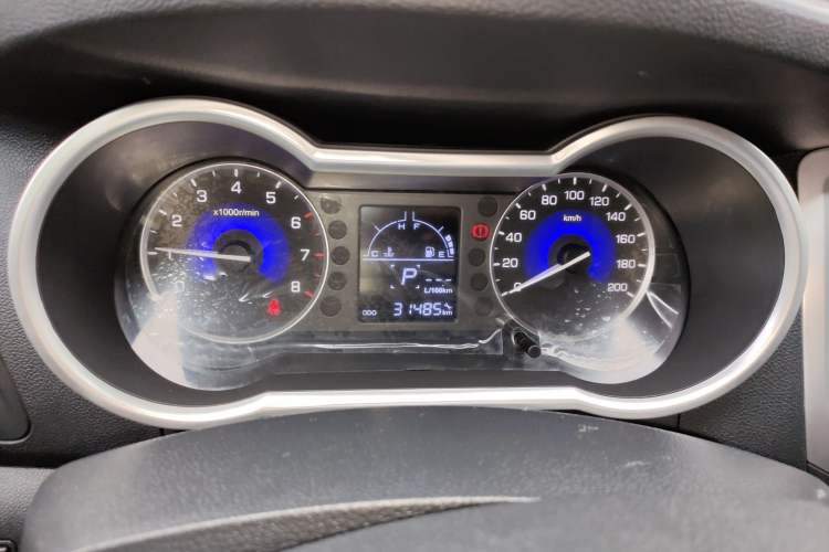 Used Dongfeng Aeolus AX3 2016 1.5L Automatic Zunku Model Instrument Cluster