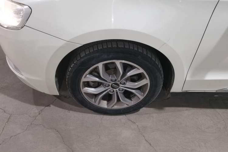 Used Geely Auto Emgrand GT 2016 2.4L Zunya Model
