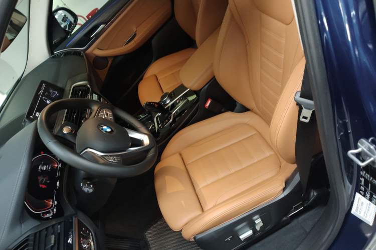 Used BMW X3 2020 xDrive28i Luxury Package Left Front Seat