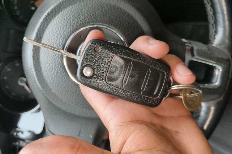 Used Volkswagen Bora 2013 1.6L Automatic Comfort Model Vehicle Key