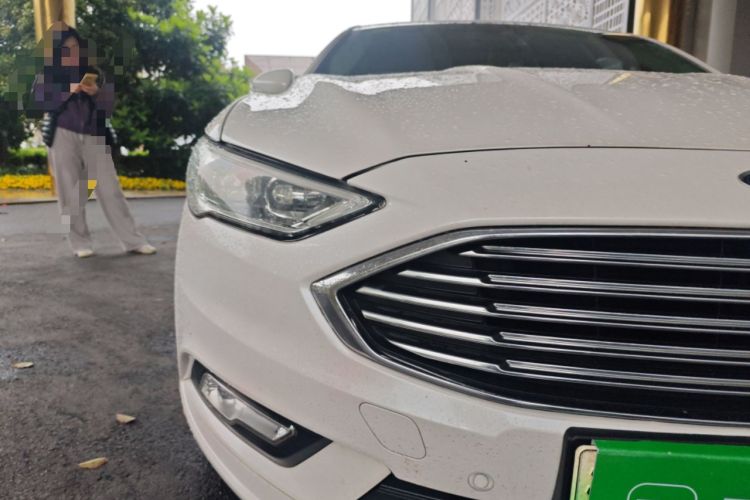 Used Ford Mondeo New Energy 2018 2.0 PHEV Zhihao Trim Right Front Headlight