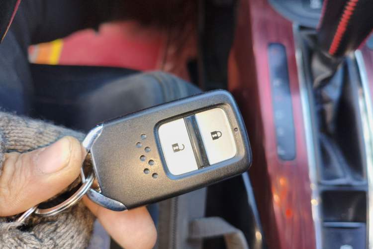 Used Honda XR-V 2015 1.8L VTi CVT Luxury Edition