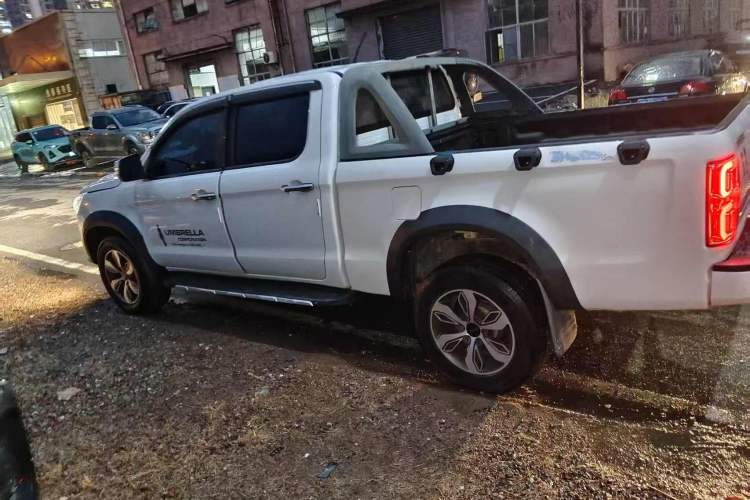 Used JAC T8 2018 2.0T Diesel Two-Wheel Drive Prestige Version Big Double HFC4DB2-1D1
