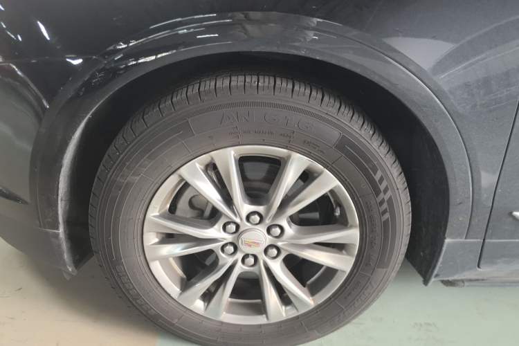 Used Cadillac XT5 2020 28T Luxury Version Left Front Wheel Hub