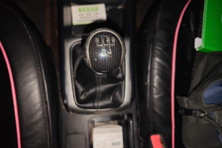 Used Hyundai Celesta 2011 1.6L Manual Comfort Edition
