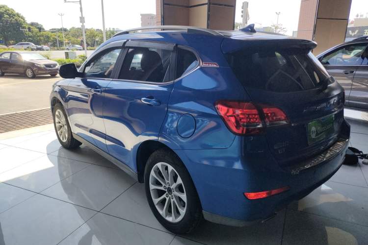 Used Haval H2 2017 Red-Label 1.5T Manual Two-Wheel Drive Luxury Model