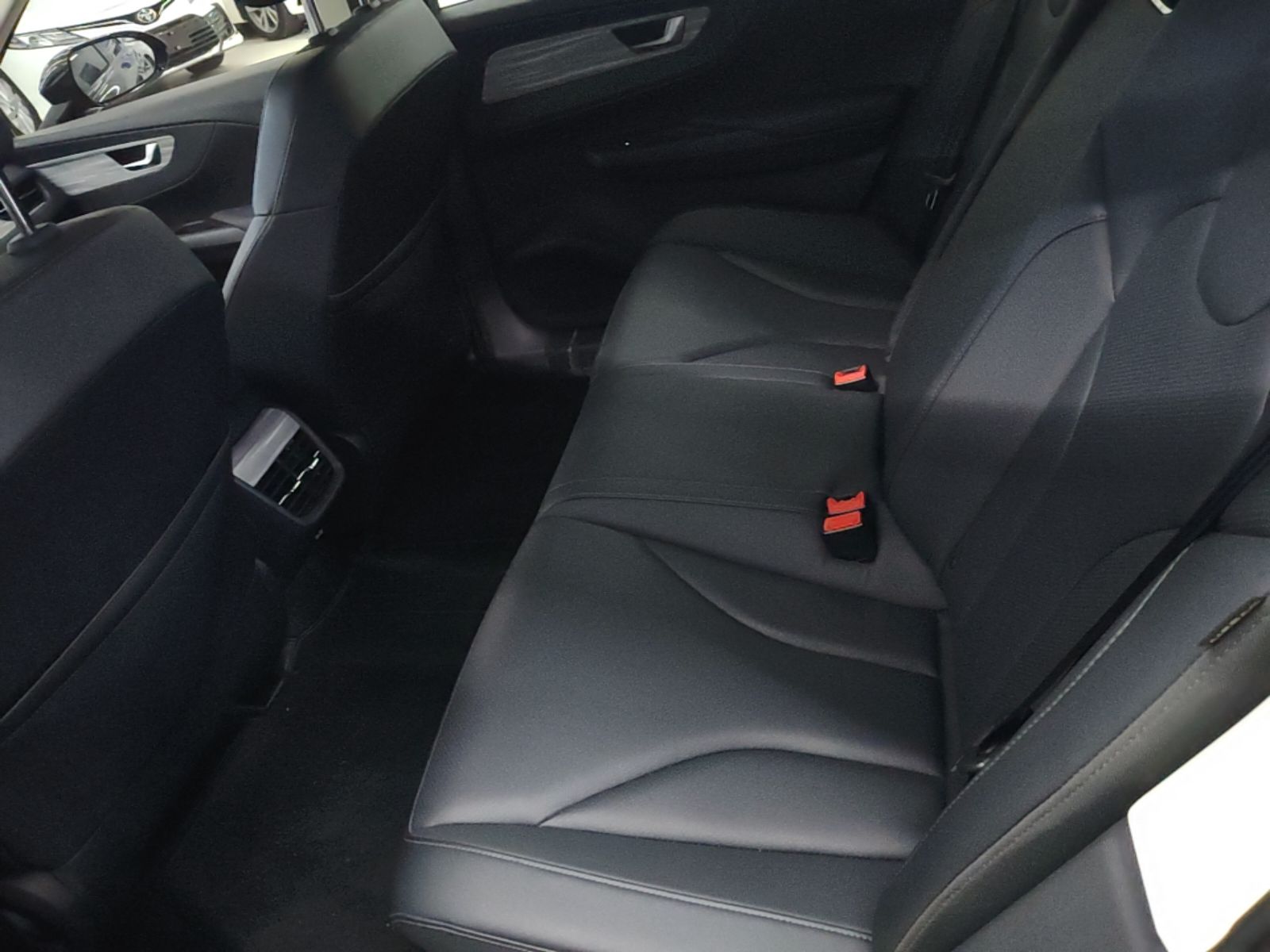 Hongqi E-QM5 2024 610 km PLUS — снимка 20