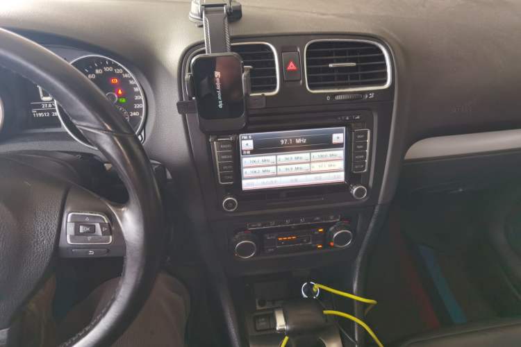 Used Volkswagen Golf 2010 1.4 TSI Automatic Luxury Model