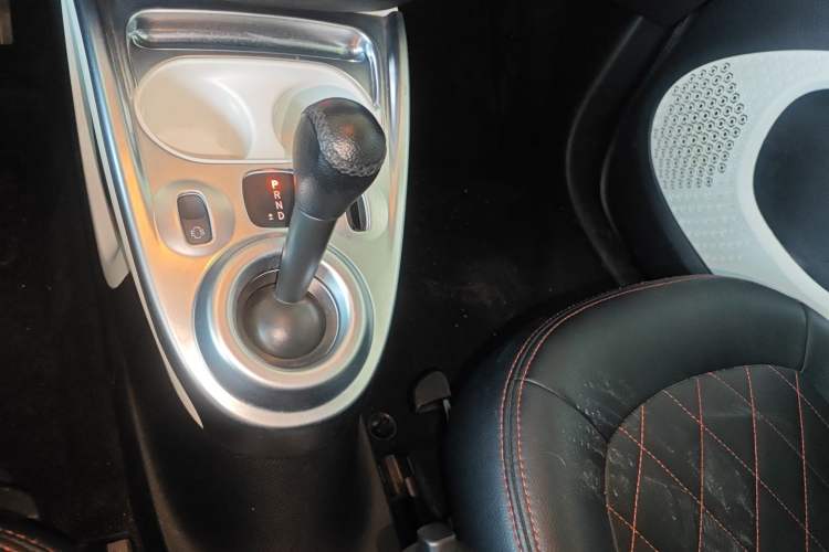 Used smart fortwo 2015 1.0L 52 kW Hardtop Passion Edition