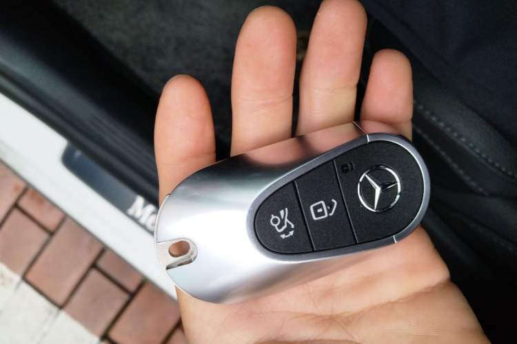 Used Mercedes-Benz C-Class 2025 C 260 L Sport Edition Vehicle Key