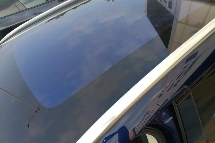 Used VOYAH FREE 2021 Four-Wheel Drive Standard Range-Extended Exclusive Luxury Package Roof