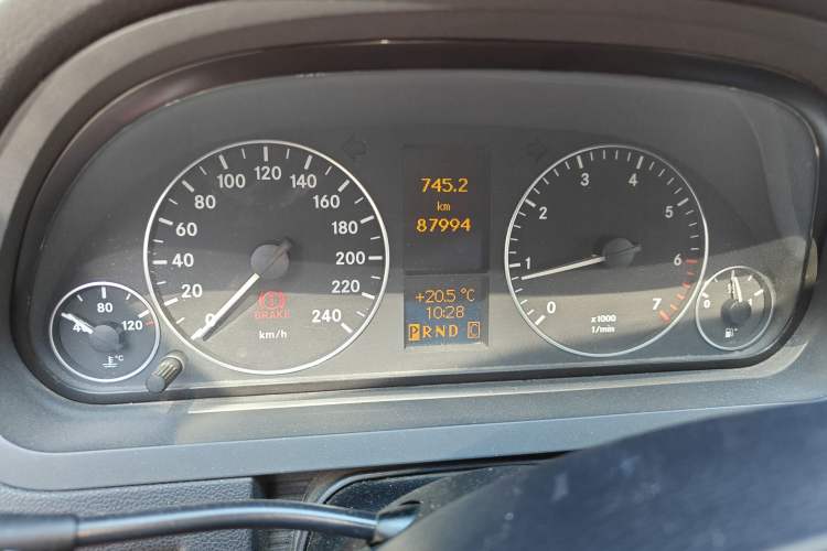 Used Mercedes-Benz A-Class 2011 A 160 Odometer Close Up