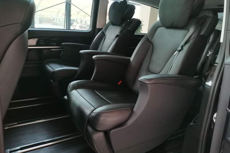 Used Mercedes-Benz V-Class 2018 V 260 L Prestige Extended Version China V
