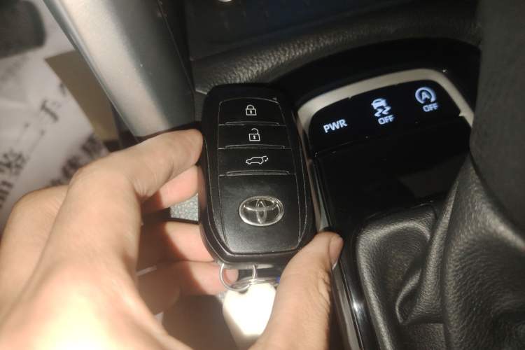 Used Toyota FRONTLANDER 2022 2.0L CVT Luxury PLUS Edition
