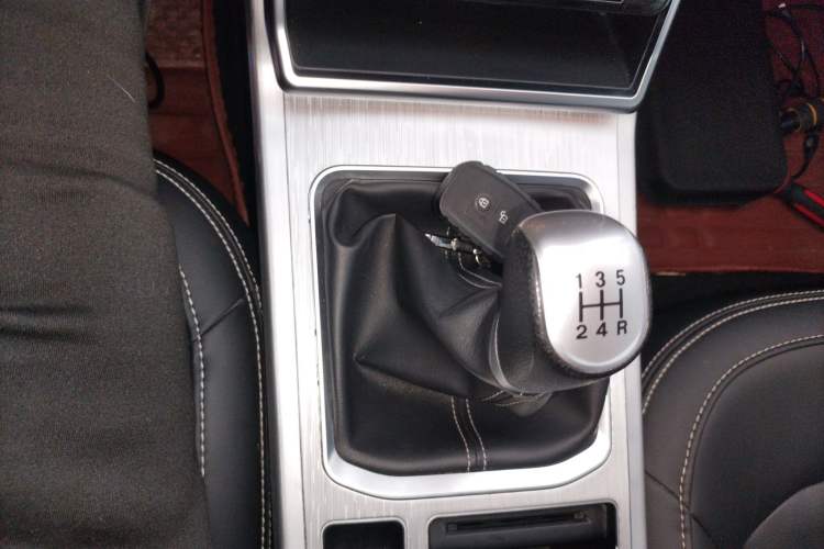 Used Bestune X40 2019 1.6L Manual Luxury Edition China VI