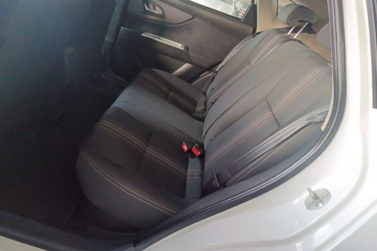 Used Dongfeng Aeolus AX3 2016 1.5L Manual Shangkue Model
