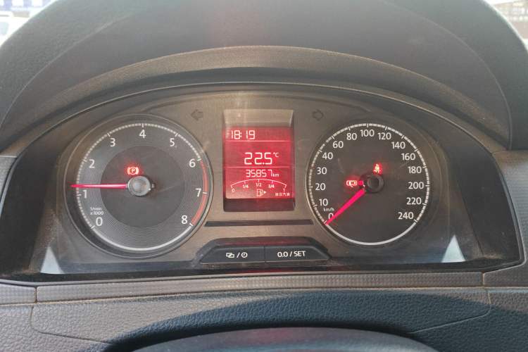 Used Volkswagen Santana 2021 1.5L Manual Fashion Edition Instrument Cluster