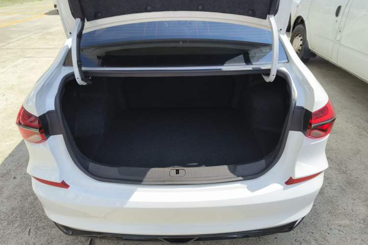 Used Chevrolet Monza 2022 Light Hybrid RS 330T Automatic Comfort Edition