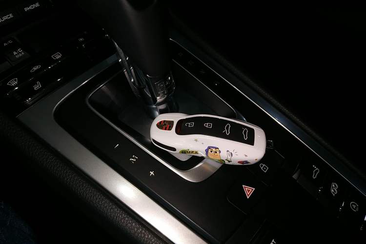 Used Porsche 718 2020 Cayman 2.0T Vehicle Key