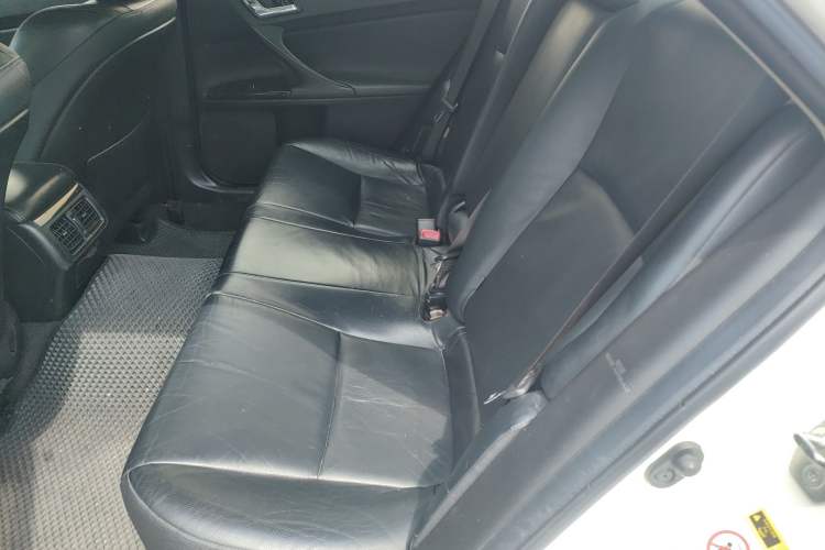 Used Toyota Reiz 2012 2.5V Fengdu Elite Stylish Edition
