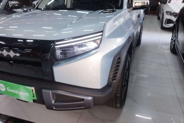 Used Formula Leopard Titanium 3 2025 501KM All-Wheel Drive Intelligent Driving Ultra Version