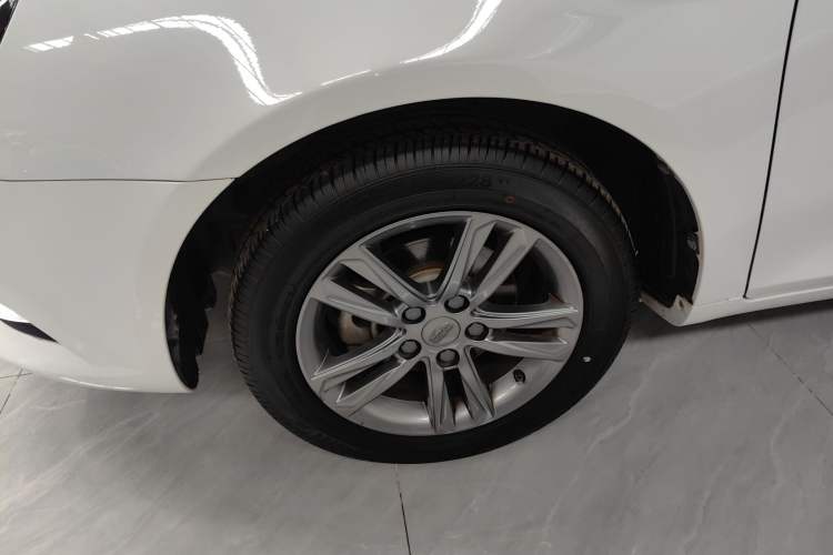 Used Geely Auto Emgrand 2017 Sedan Million Edition 1.5L Manual - Upward Version Left Front Wheel Hub