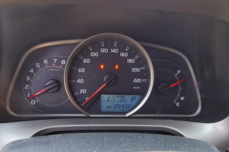 Used Toyota RAV4 2015 2.0L CVT Two-Wheel Drive Fashion Edition