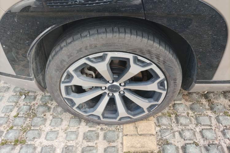 Used AION V 2024 Aion Tyrannosaurus 520 Smart Luxury Edition