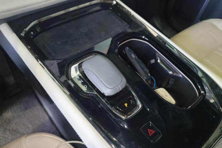 Used Zeekr 009 2022 WE Edition