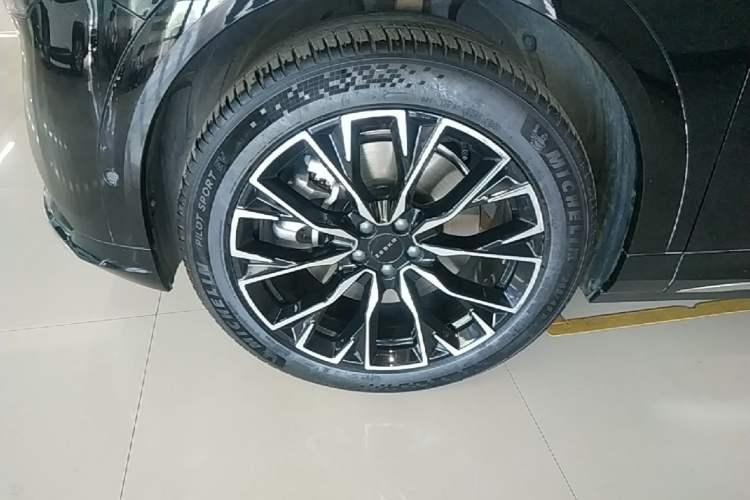 Used Zeekr 7X 2025 75 kWh Rear-Wheel Drive Intelligent Driving Version
