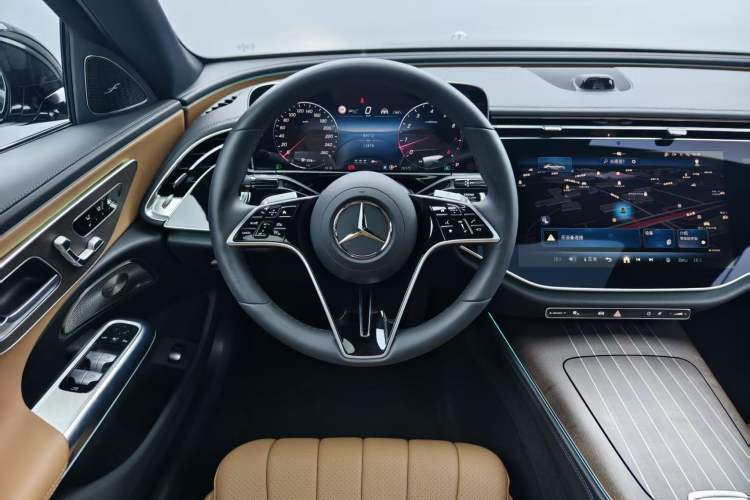 Used Mercedes-Benz E-Class 2024 Facelift E 300 L Luxury Edition Steering Wheel
