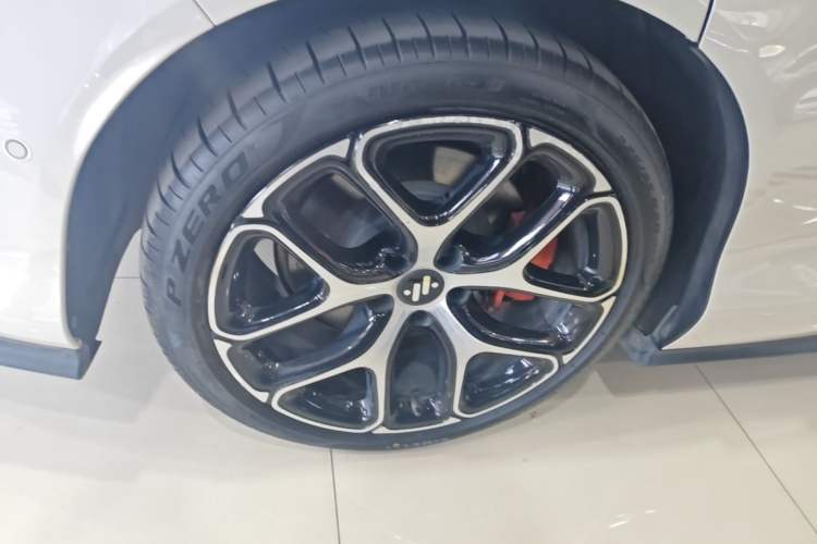 Used IM L6 2025 Ultra Model