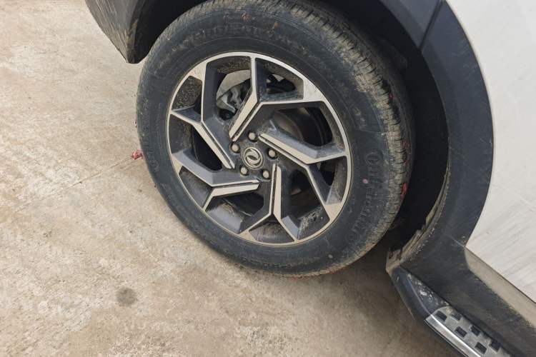 Used Dongfeng Aeolus AX7 2020 1.6T Automatic AI Navigation Model China VI Standard
