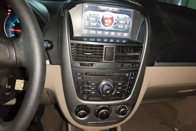 Used Buick Excelle 2011 1.6 LX-MT