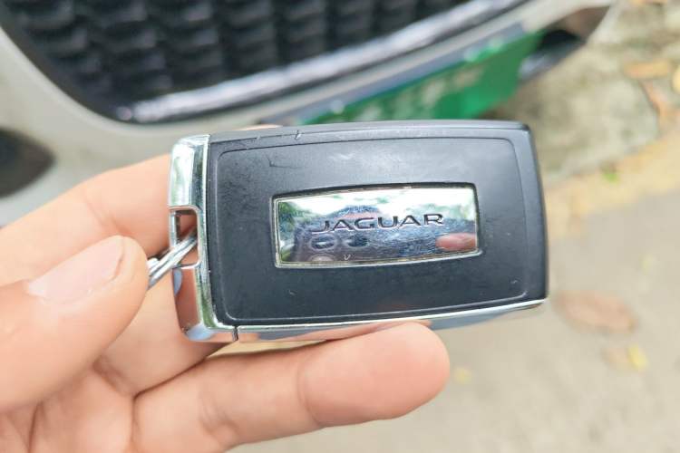 Used Jaguar F-PACE 2024 P250 R-Dynamic SE
