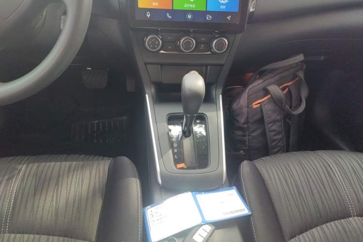 Used Nissan Sylphy 2024 Restyled Version 2 Classic 1.6XE CVT Comfort Edition Gear Lever