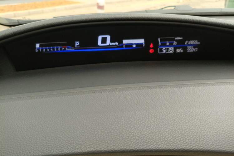 Used Honda Jade 2014 1.8L Automatic Comfort Elite Version 5 Seats
