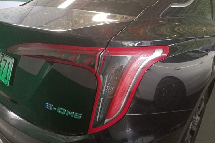 Used Hongqi E-QM5 2023 Base Travel Edition
