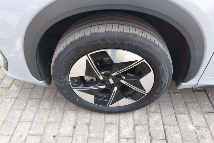 Used Geely Galaxy E5 2026 Model 610km Long-Distance Edition