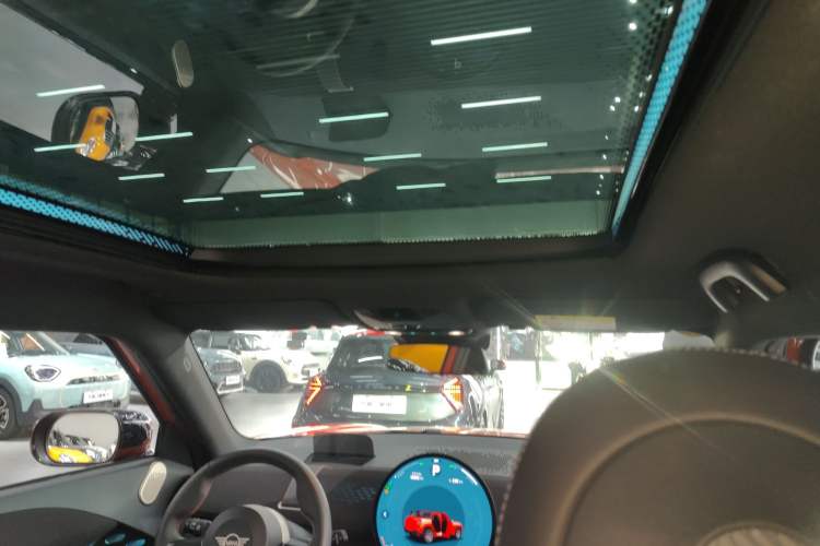 Used MINI Electric ACEMAN 2024 SE Racing Driver