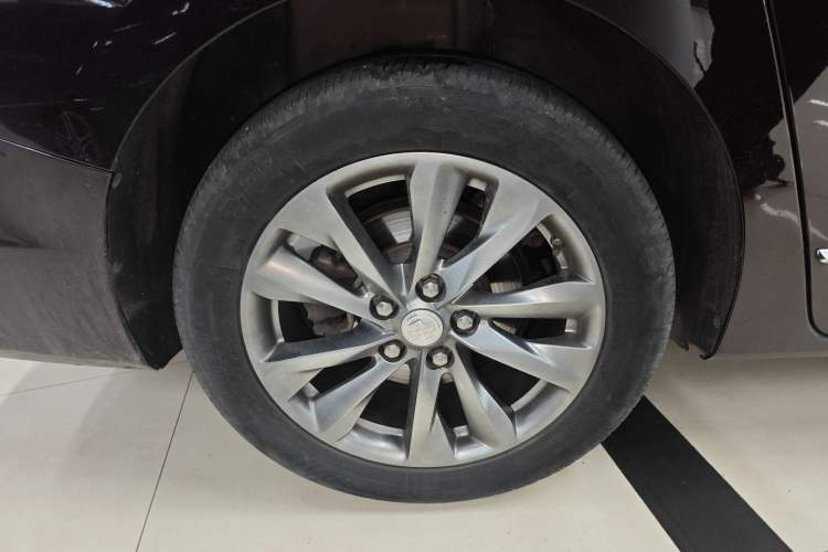 Used Buick GL8 2020 Avenir Avia Six-Seat Deluxe Edition
