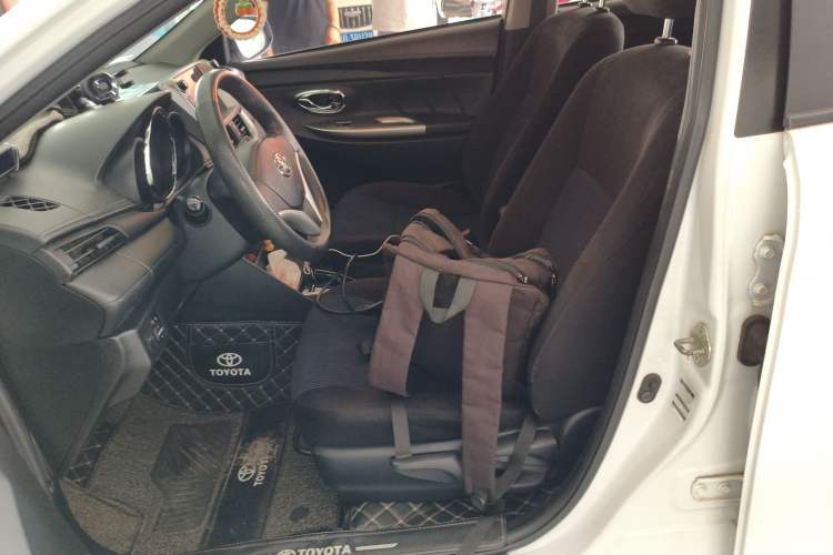 Used Toyota YARiS L Zhi Xiang 2017 1.5E CVT Dynamic Edition
